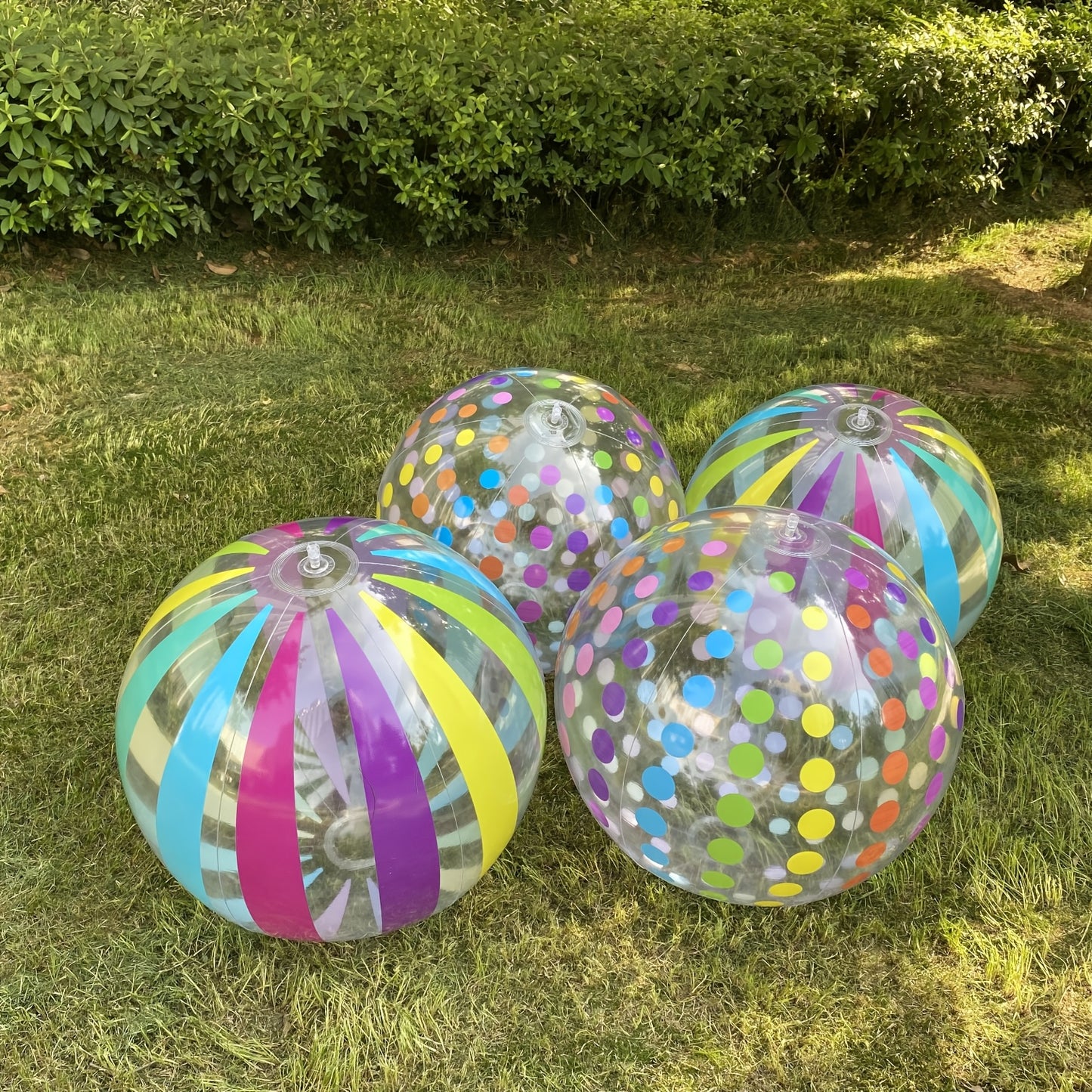 1-Pack Polka Dot Beach Ball Inflatable PVC Water Play Ball Kleur Gestreepte Bal Buiten Zwembad Strandfeest Decoratie Inflatable Ball Buiten Activiteiten
