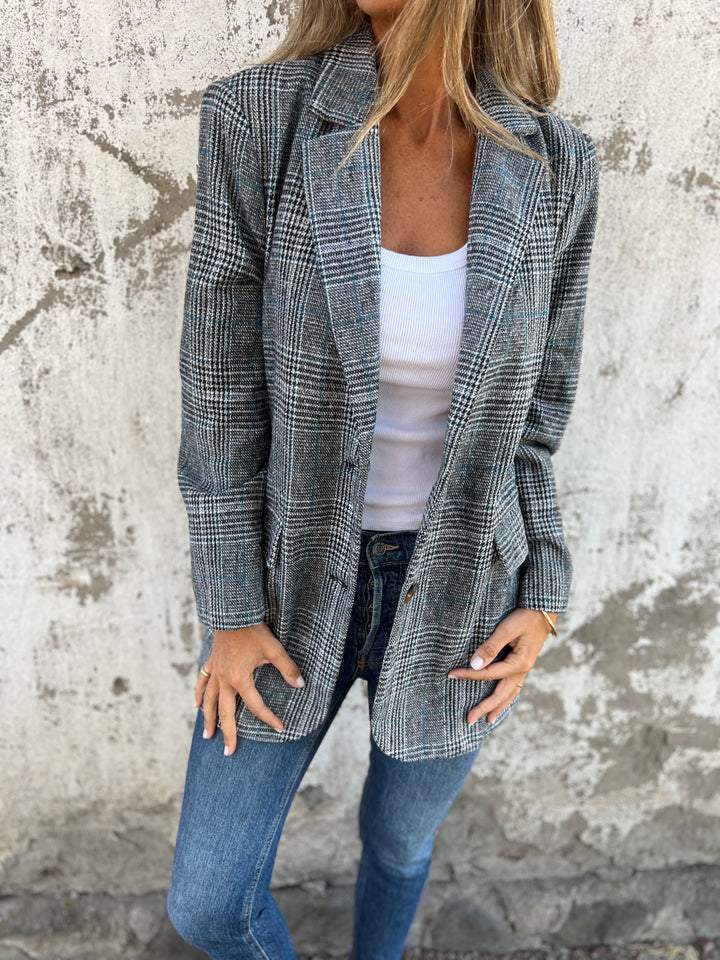LUCINDAâ„¢ - Classic Plaid Blazer