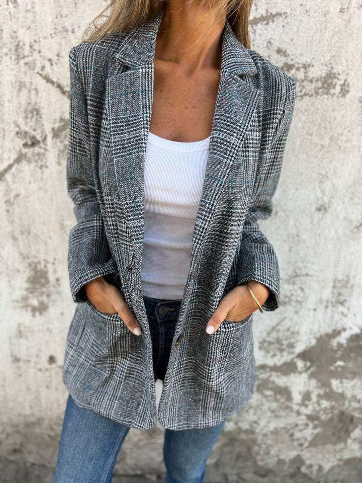 LUCINDAâ„¢ - Classic Plaid Blazer