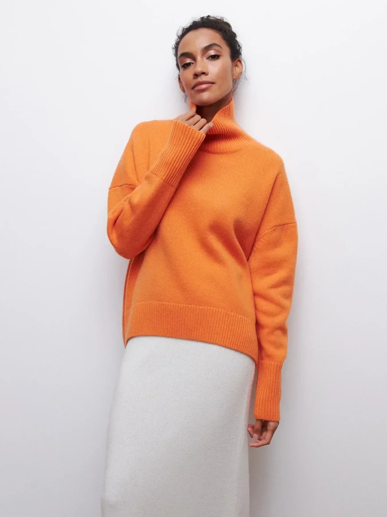 ALYSSAâ„¢ - Elegant Turtleneck Sweater
