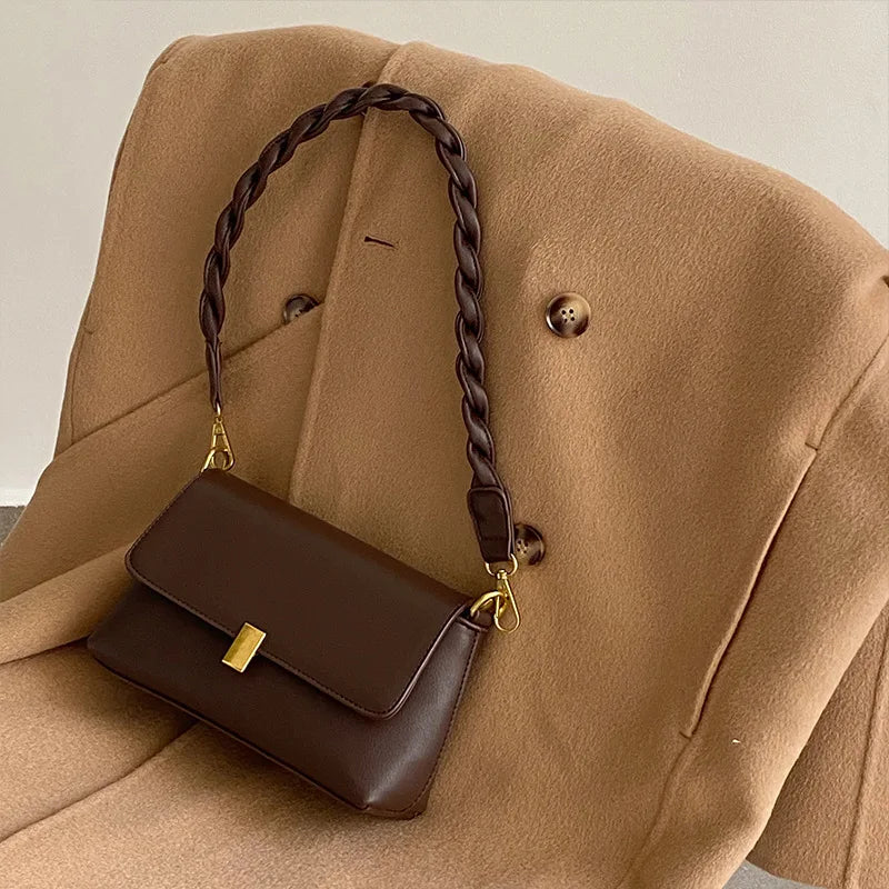Elira Vintage Shoulder Bag