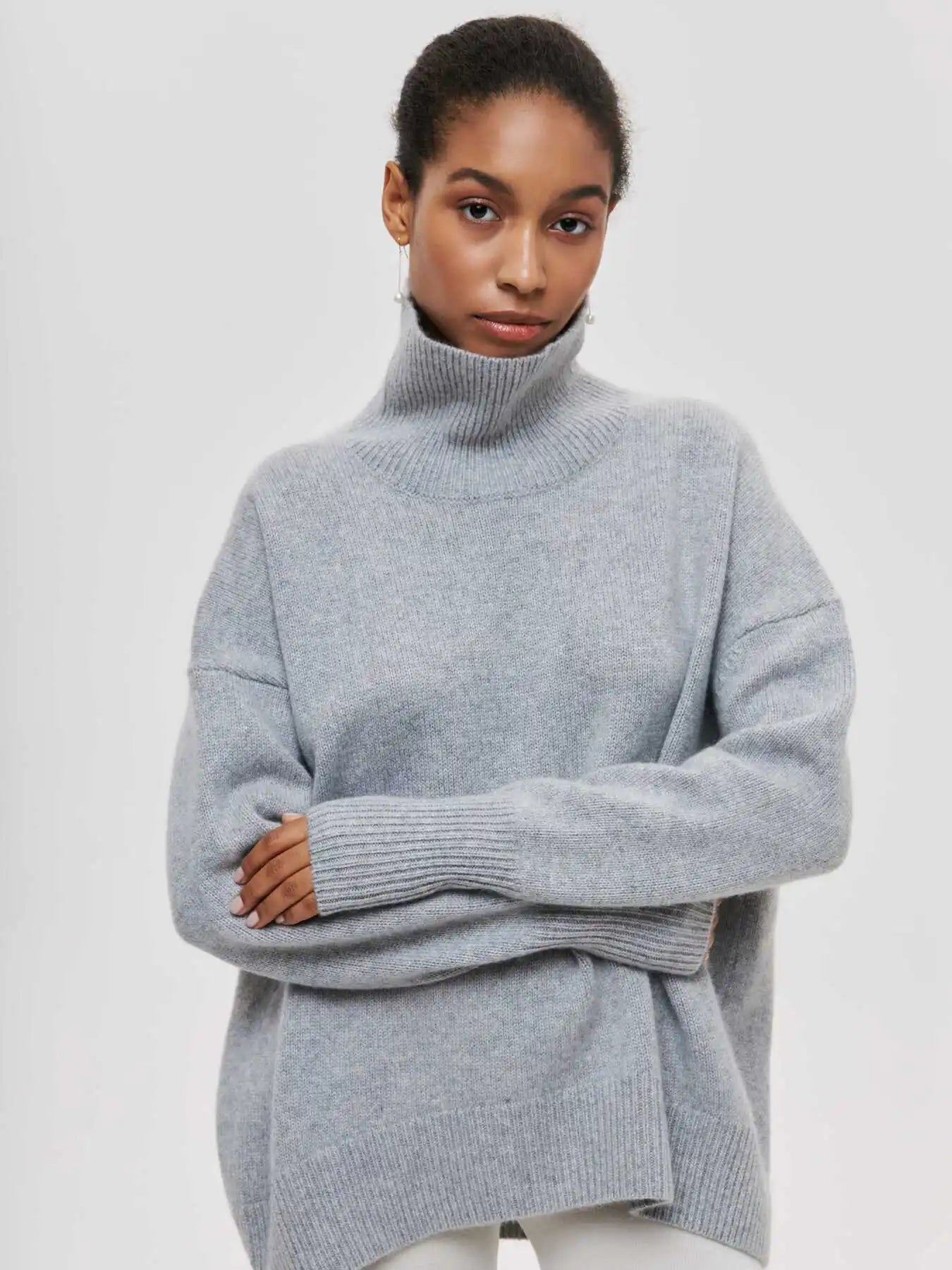 ALYSSAâ„¢ - Elegant Turtleneck Sweater