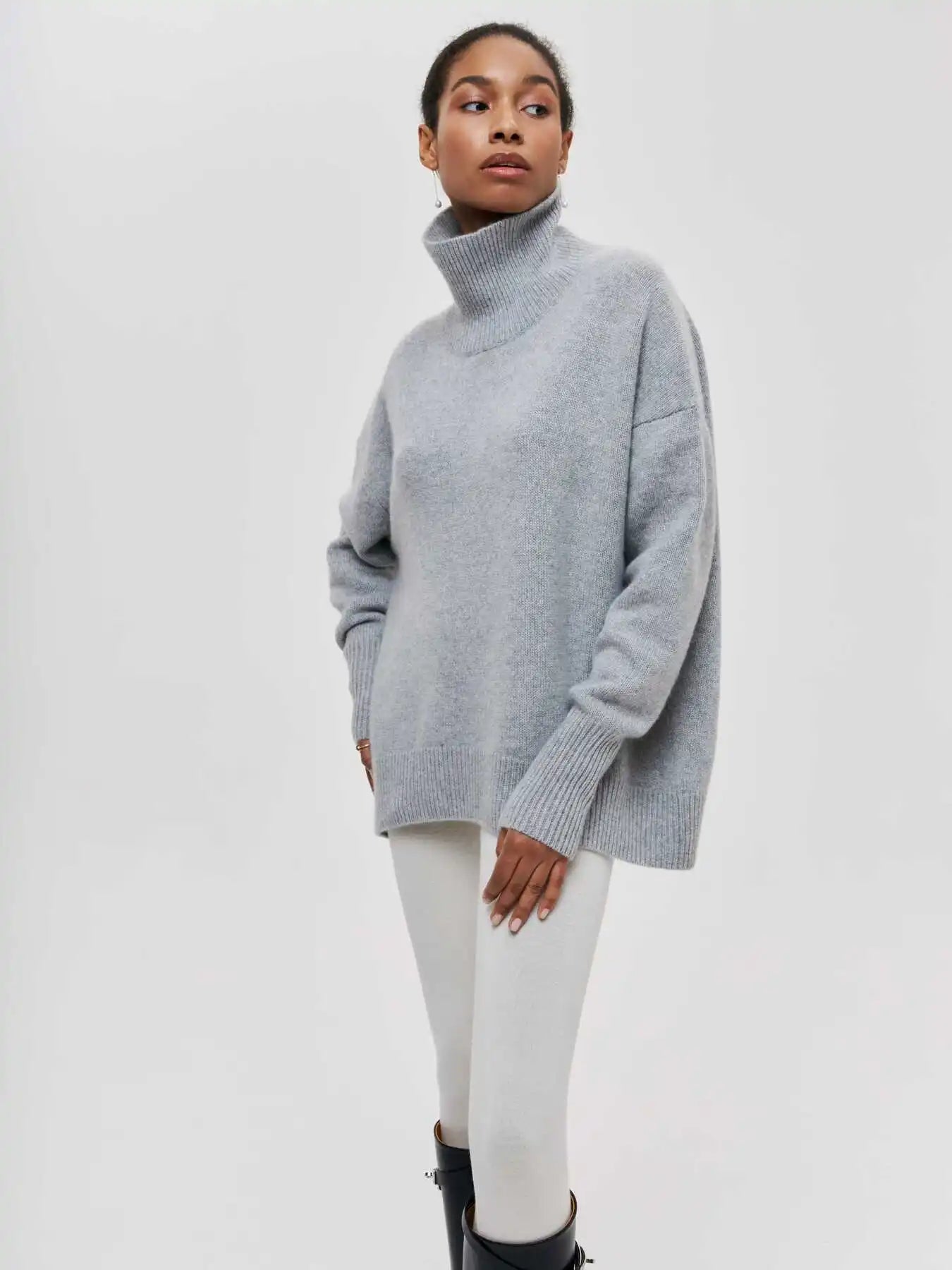 ALYSSAâ„¢ - Elegant Turtleneck Sweater