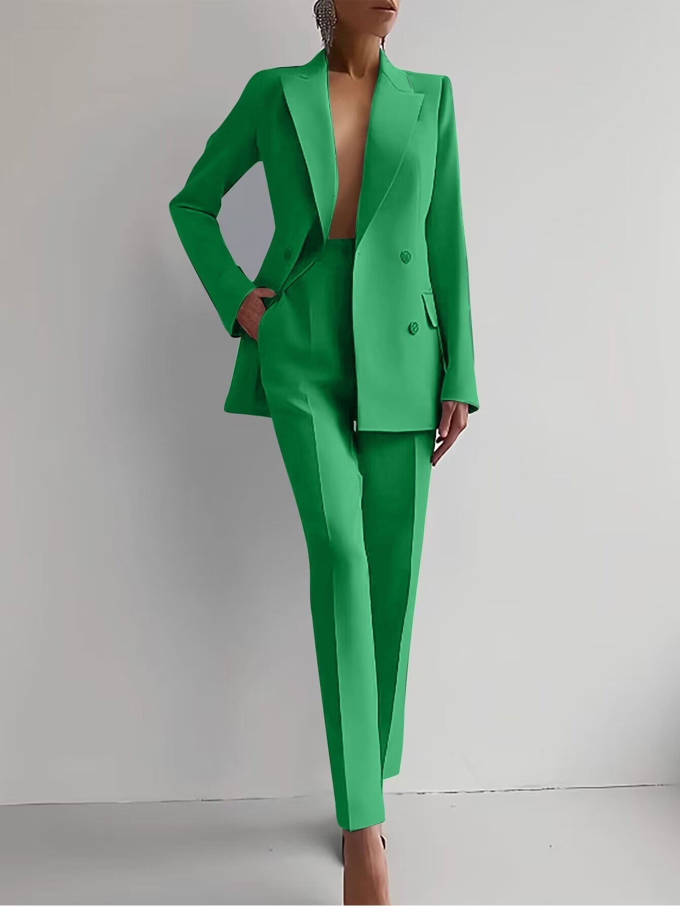 Victoria Tailored