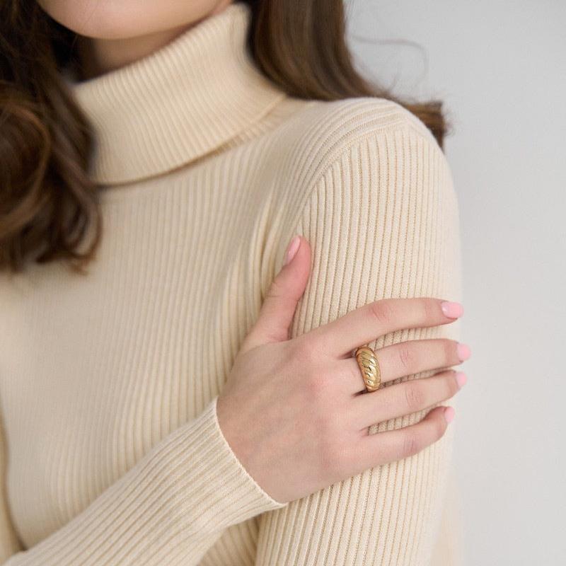 MAEVAâ„¢ - Ribbed Turtleneck Sweater